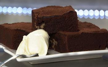 brownie-moelleux-noix.jpg